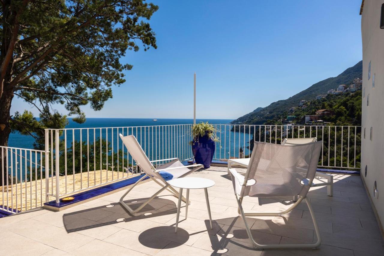Decori Suites Amalfi Coast - Free Parking Vietri Eksteriør billede